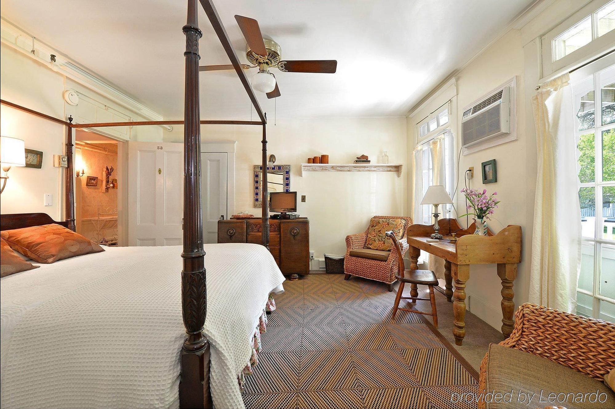 The Village Latch Inn เซาแทมป์ตัน ภายนอก รูปภาพ